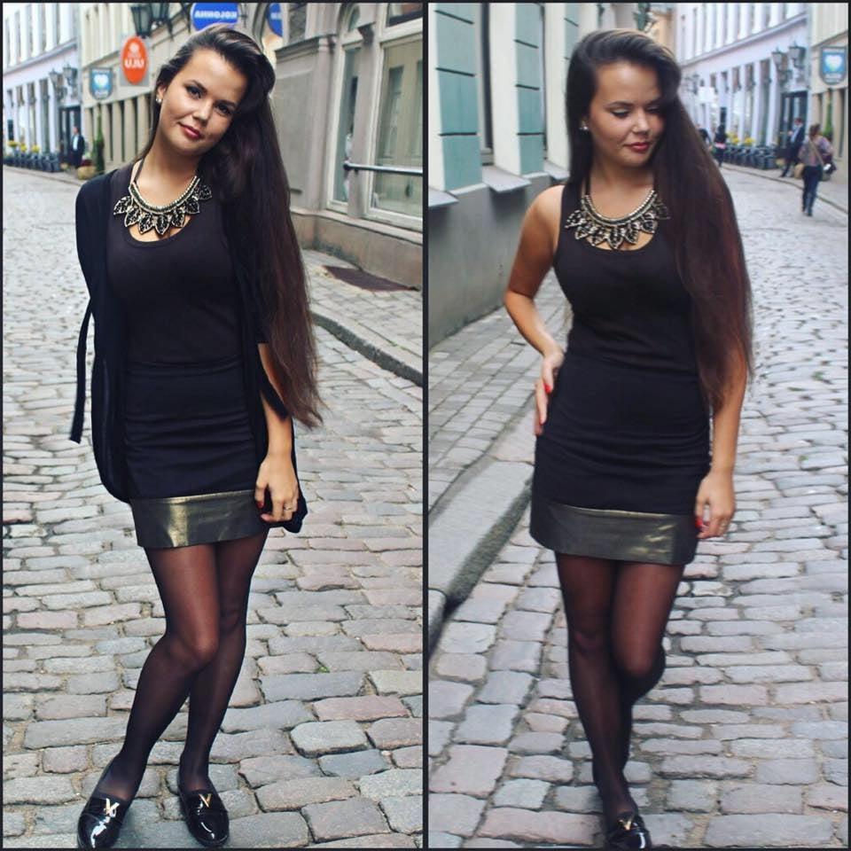25P sexy females in tights pantyhose nylons 24