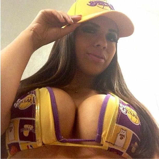 25P Non-Nude Busty Babes 9