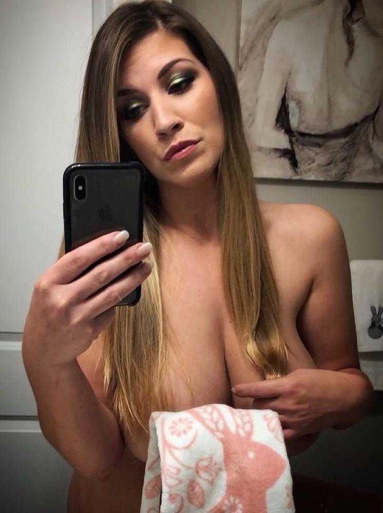 25P Non-Nude Busty Babes 14