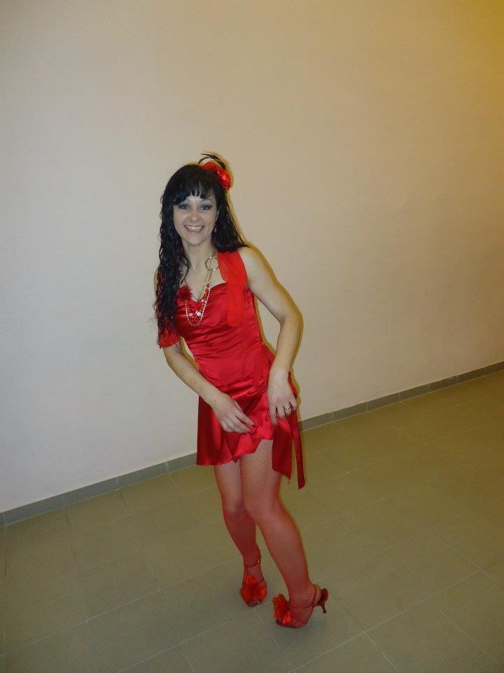 25P sexy females in tights pantyhose nylons 18