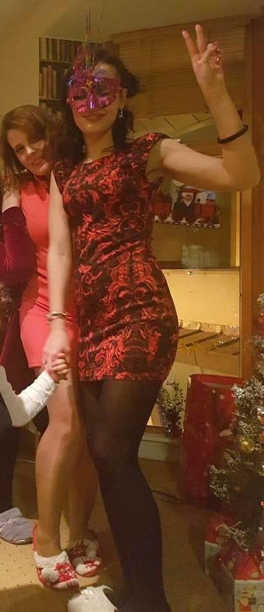 25P sexy females in tights pantyhose nylons 18