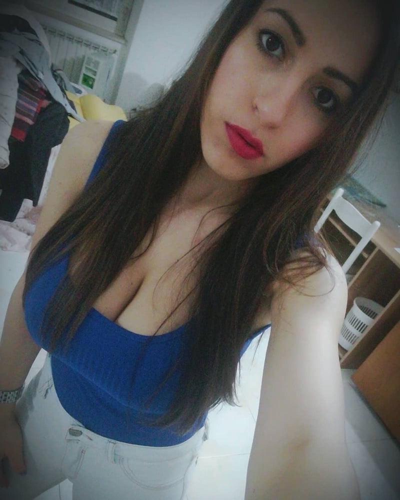 25P Non-Nude Busty Babes 20