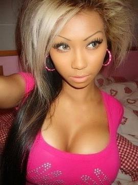 25P Non-Nude Busty Babes 3