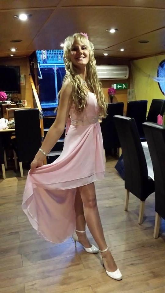 25P sexy females in tights pantyhose nylons 25