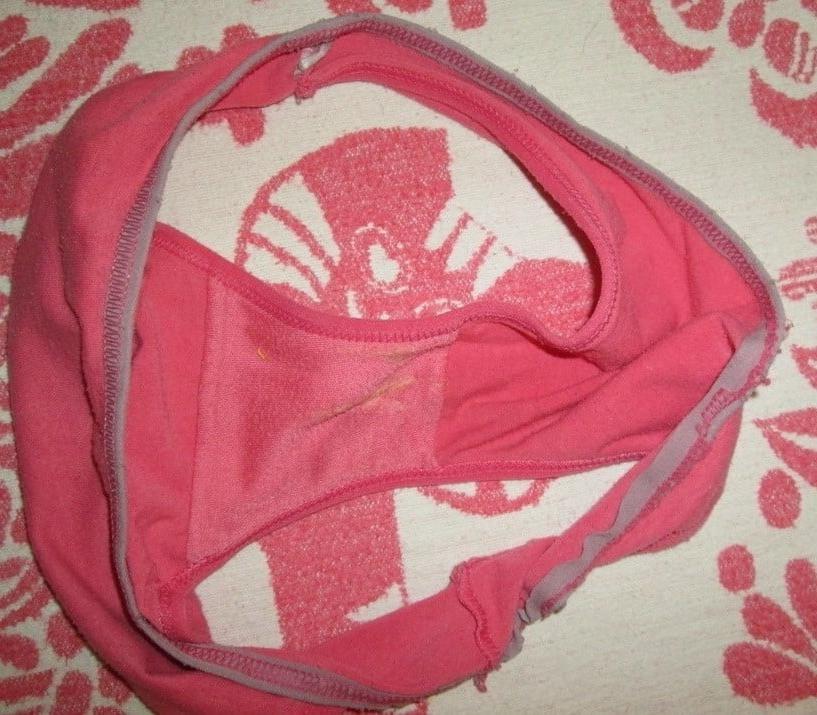 25P Dirty panties 3
