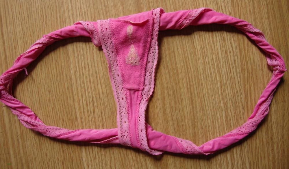 25P Dirty panties 3
