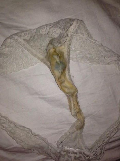 25P Dirty panties 3