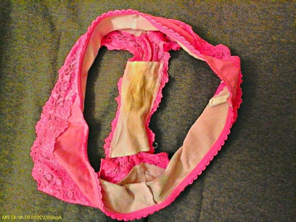 25P Dirty panties 3