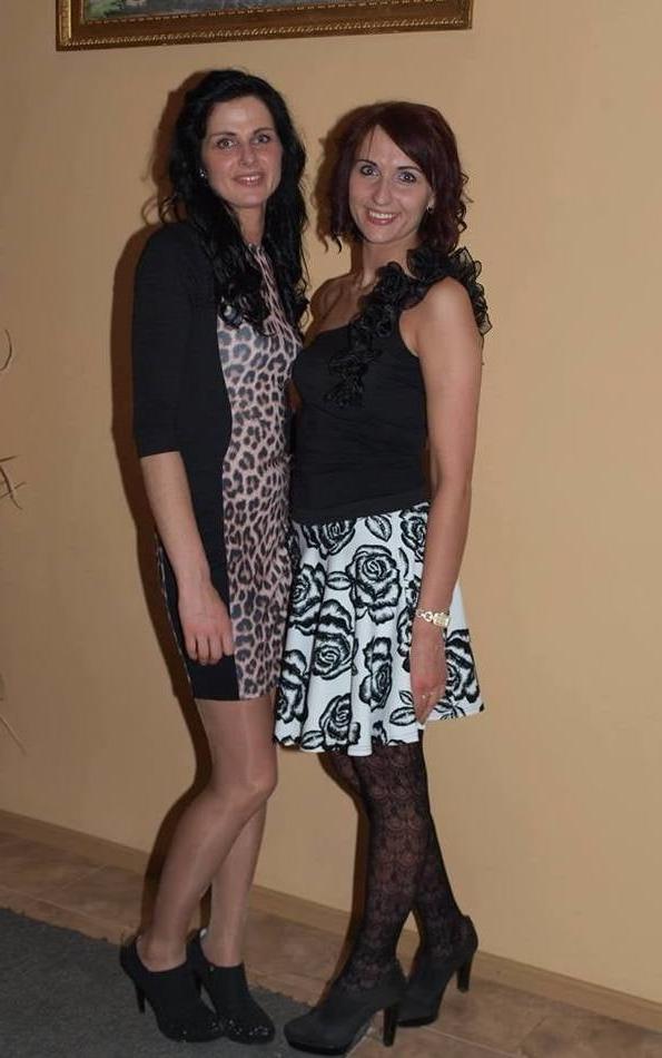 25P sexy females in tights pantyhose nylons 20