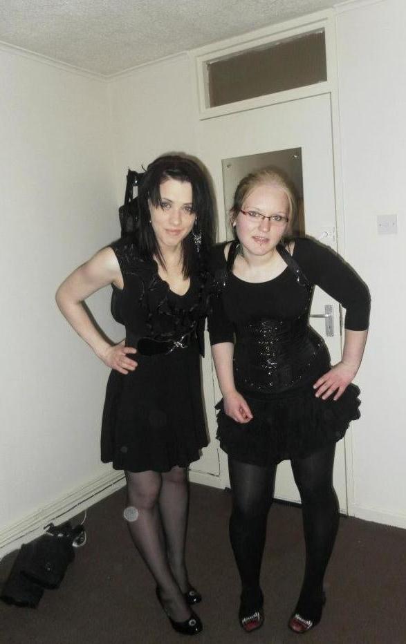 25P sexy females in tights pantyhose nylons 20