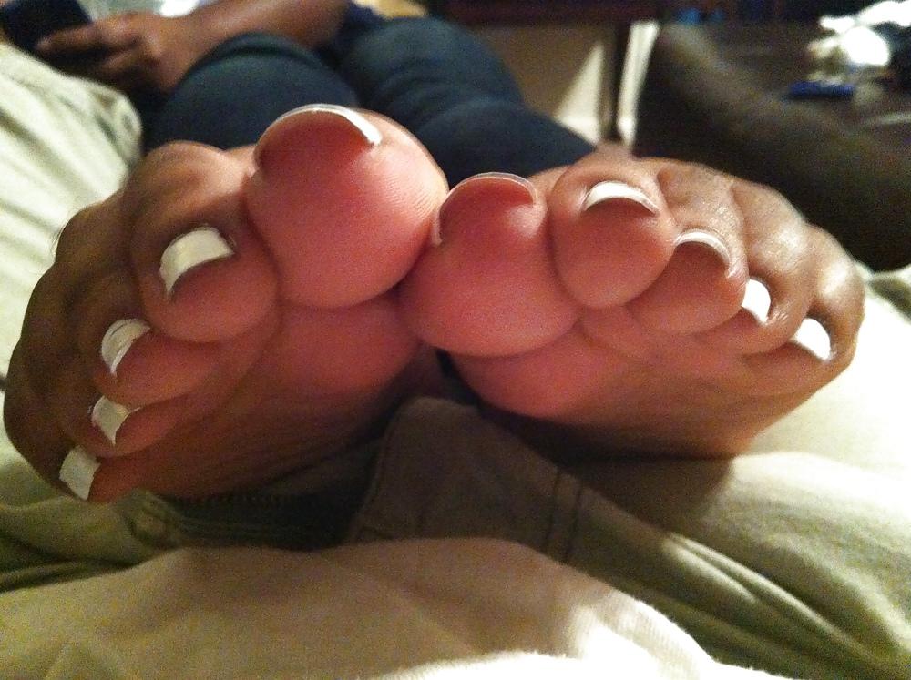 22P White Toes Footjob