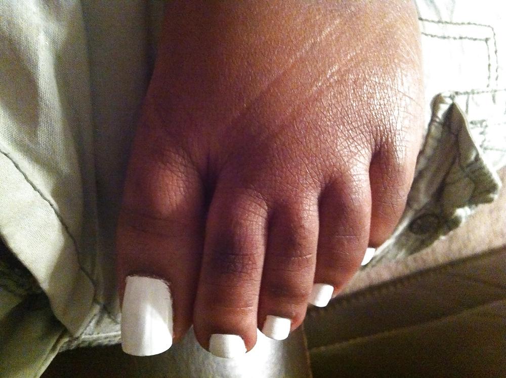 22P White Toes Footjob