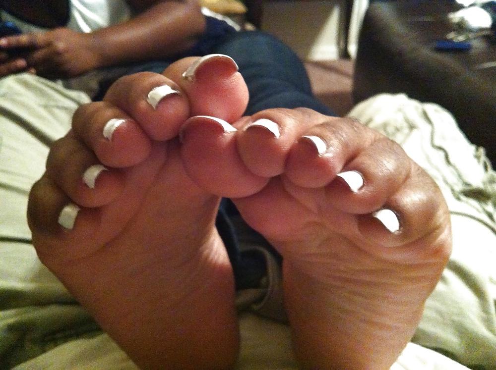 22P White Toes Footjob