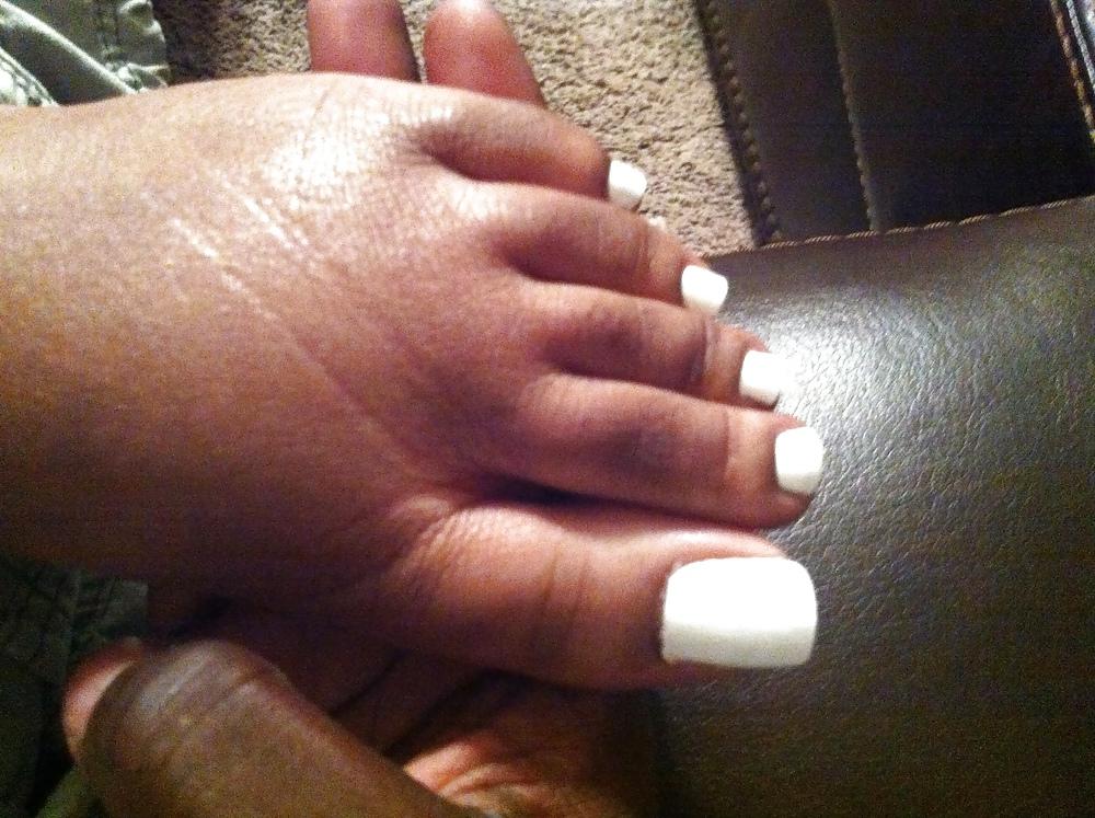 22P White Toes Footjob