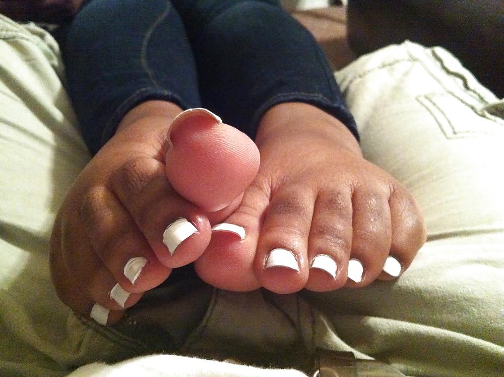 22P White Toes Footjob
