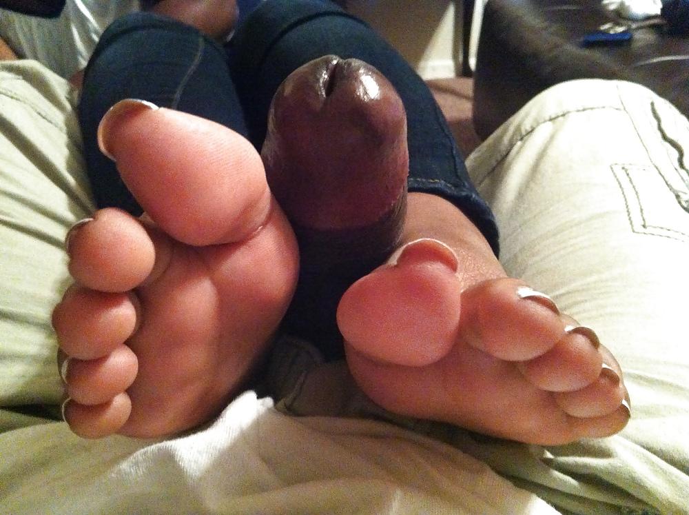 22P White Toes Footjob