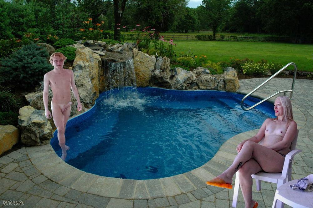 20P Mature Goddesses and the Boys Who Worship Them 166