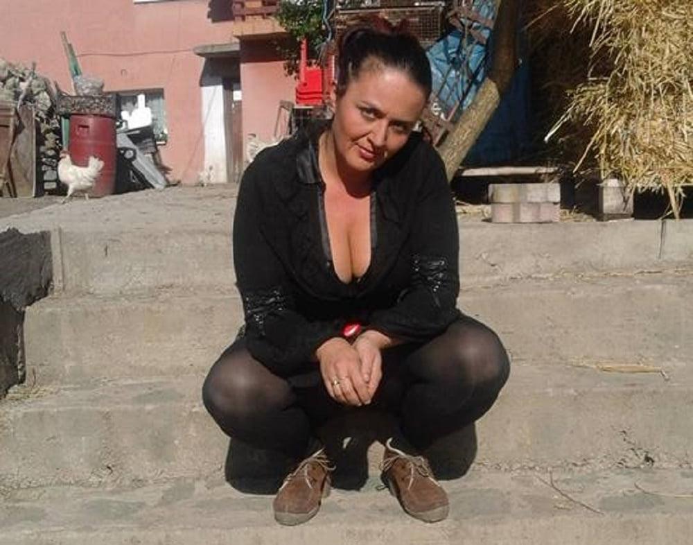 25P ROU ROMANIAN MILFS 56 ROMANIAN MOM WITH DIRTY FUCK FACE