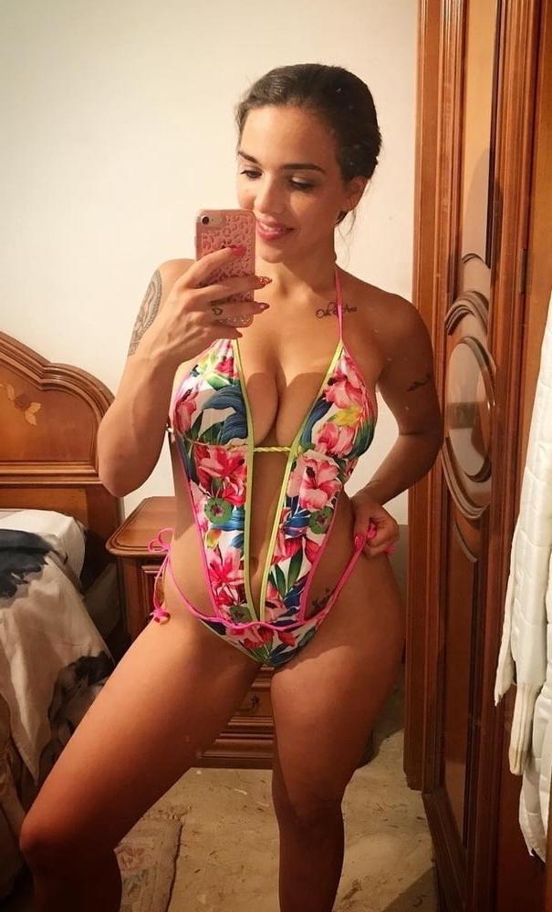 25P Non-Nude Busty Babes 18