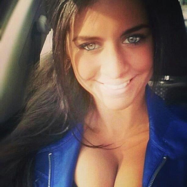 25P Non-Nude Busty Babes 8