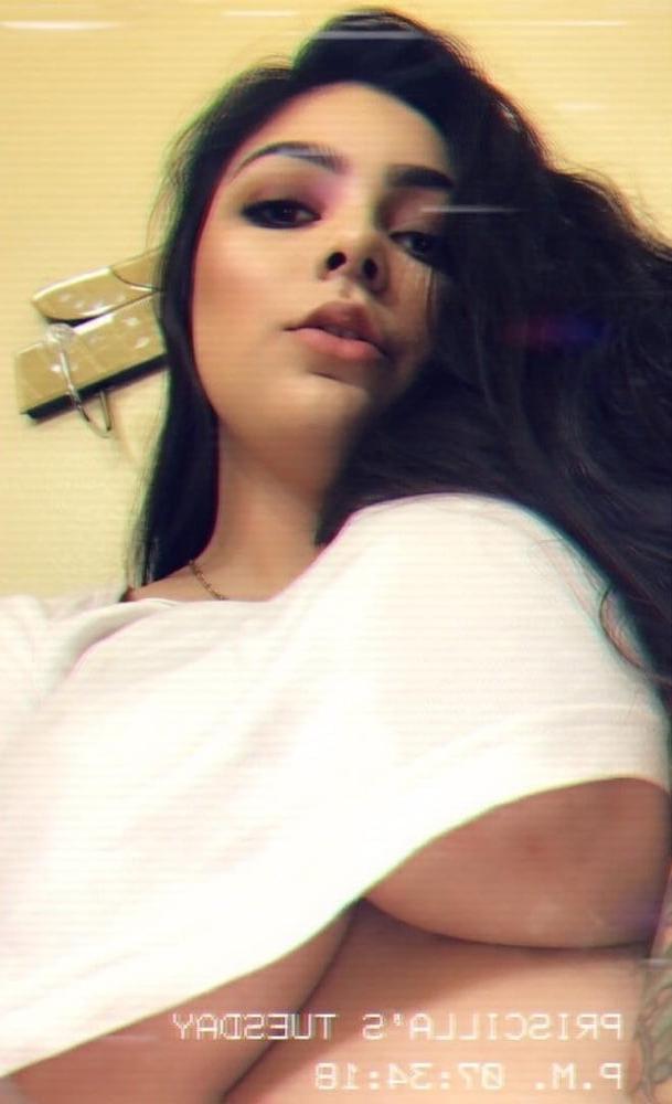 25P Non-Nude Busty Babes 13
