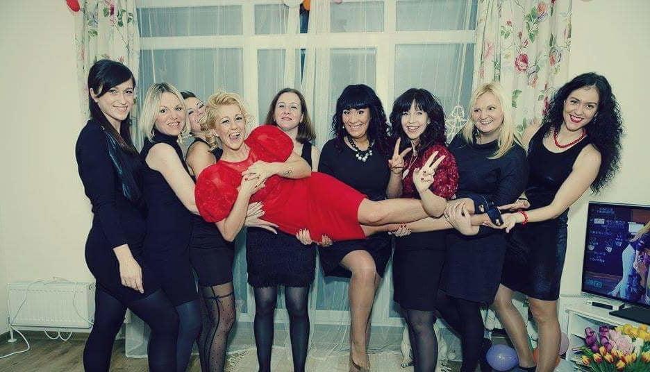 25P sexy females in tights pantyhose nylons 19