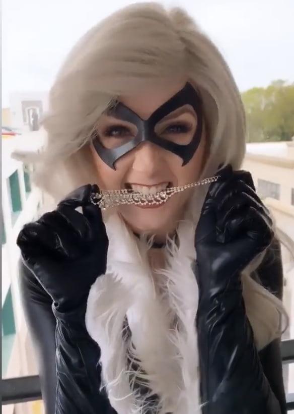 25P Ladies in cosplay &amp; fancy dress 2