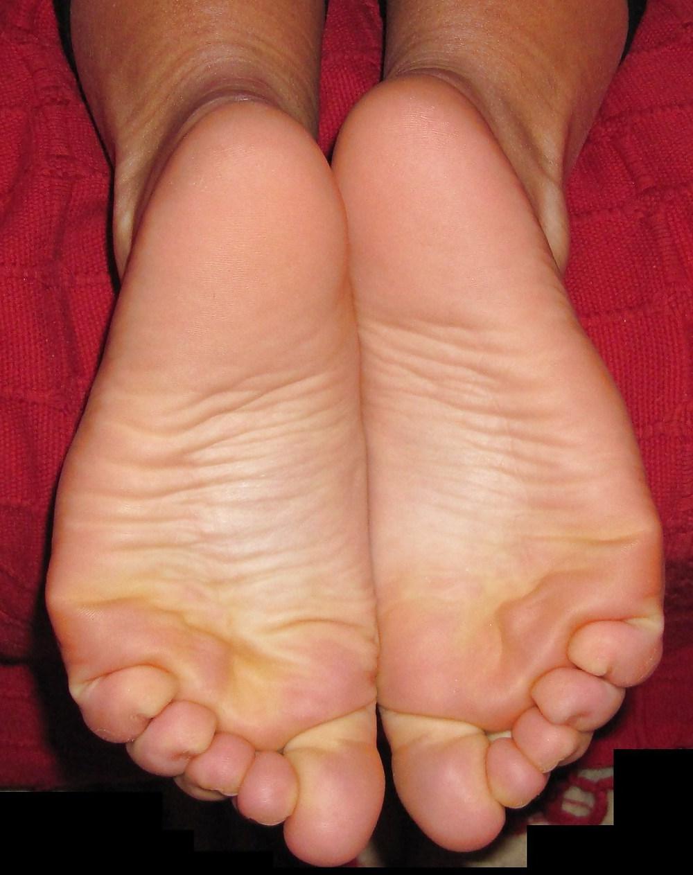 6P Hot soft soles for big load of cum