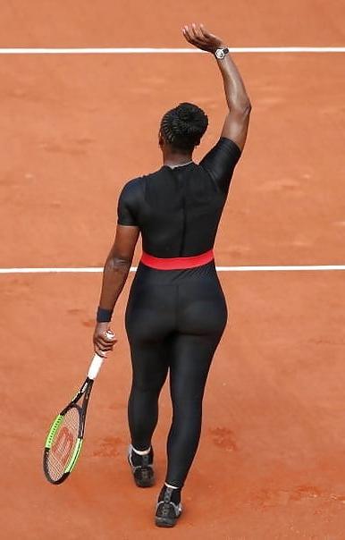 25P Serena Williams Fetter Fickarsch French open 2018