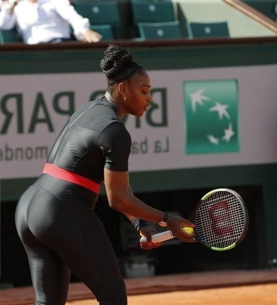 25P Serena Williams Fetter Fickarsch French open 2018