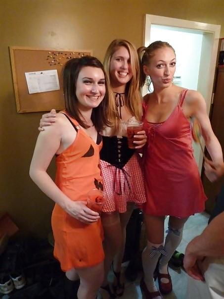 25P Costume Sluts From,SmutDates