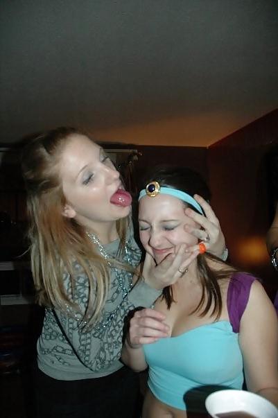 25P Costume Sluts From,SmutDates