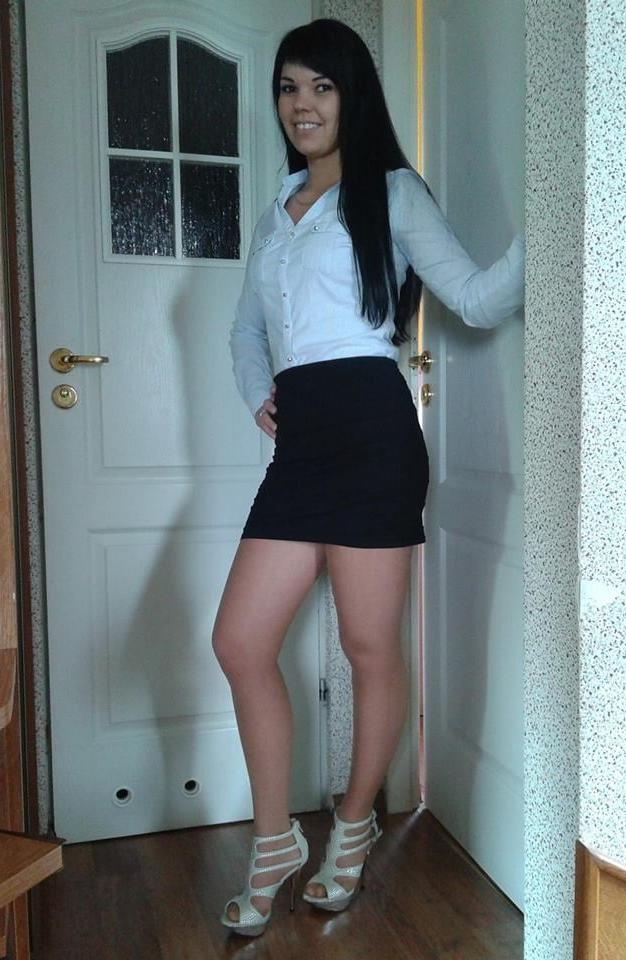 25P sexy females in tights pantyhose nylons 15