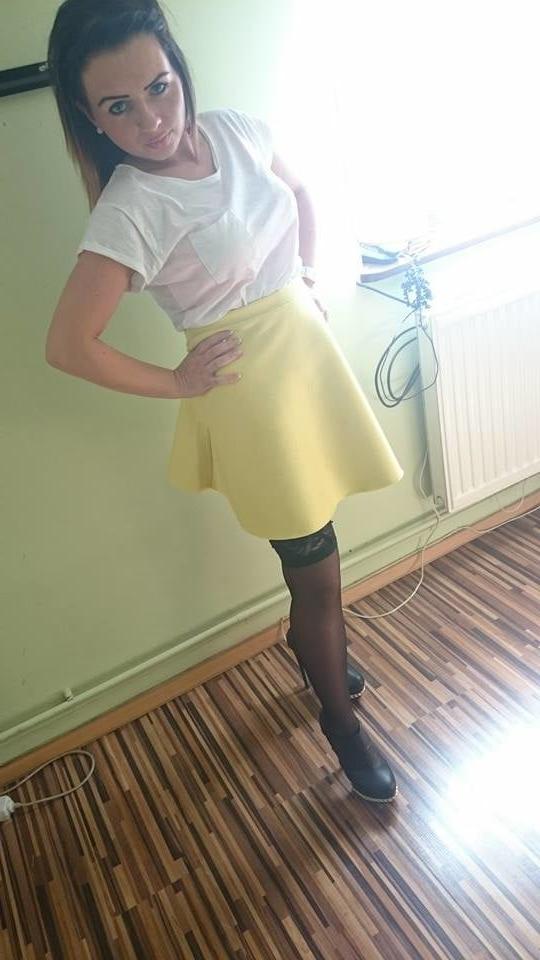 25P sexy females in tights pantyhose nylons 15