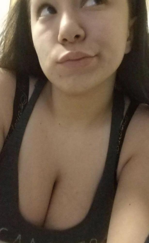 25P Busty slut
