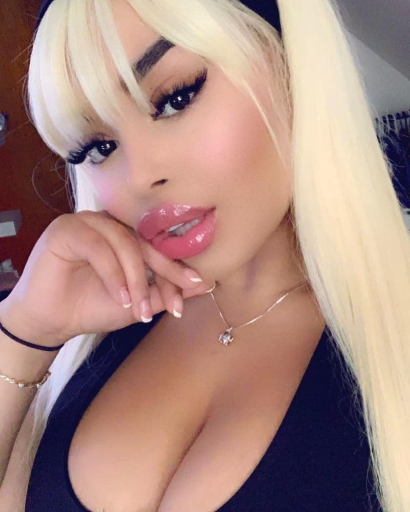 25P Giselle Lynette - The Perfect Body (Vol.3)