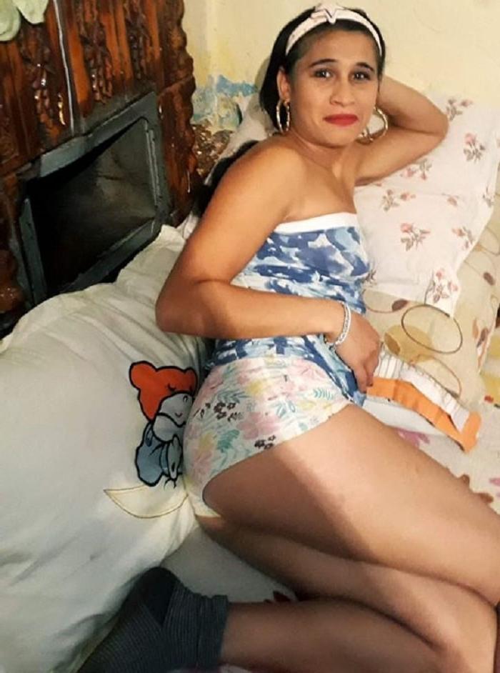 25P ROU ROMANIAN GYPSY MILFS 53 YOUNG SEXY DIRTY GYPSY MOM