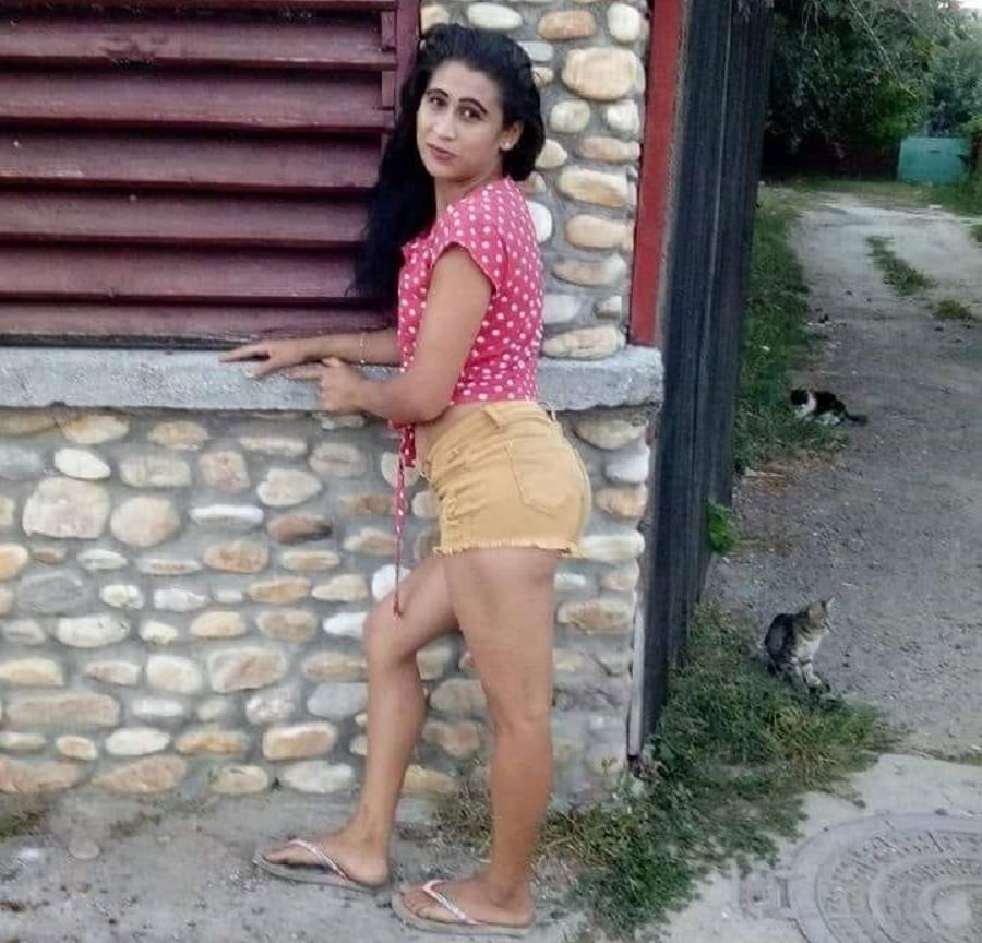 25P ROU ROMANIAN GYPSY MILFS 53 YOUNG SEXY DIRTY GYPSY MOM