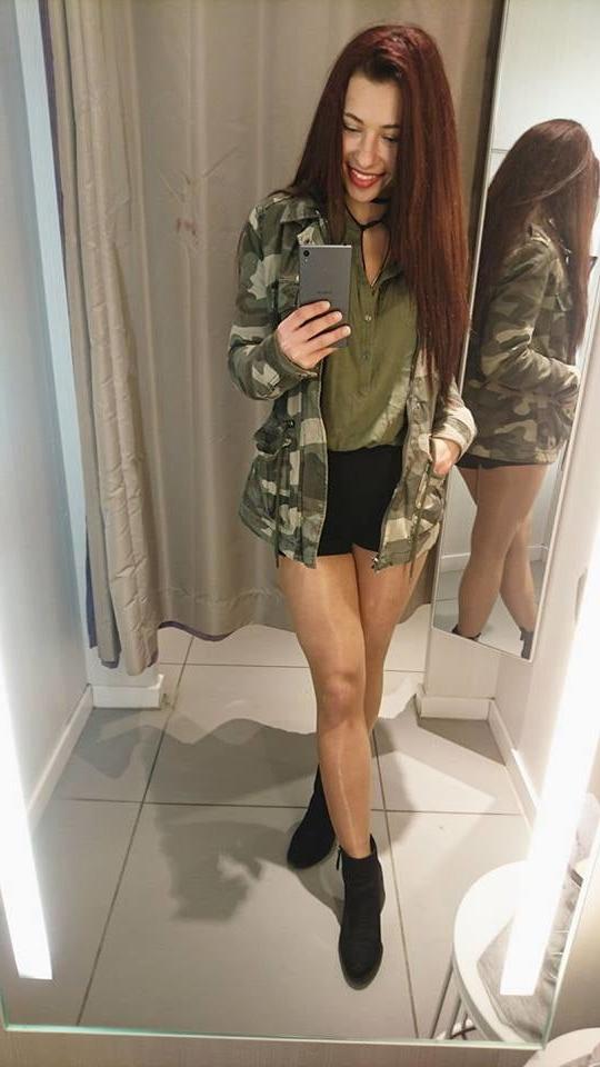 25P sexy females in tights pantyhose nylons 13