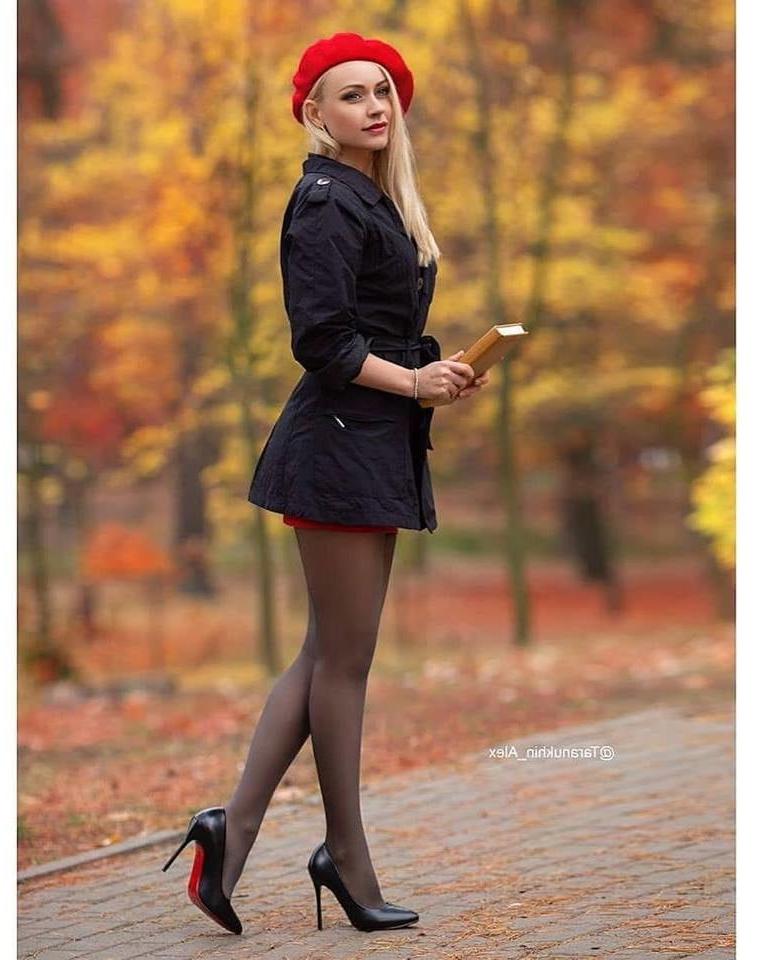 25P Amateur pantyhose 9