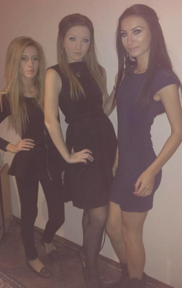 25P sexy females in tights pantyhose nylons 7