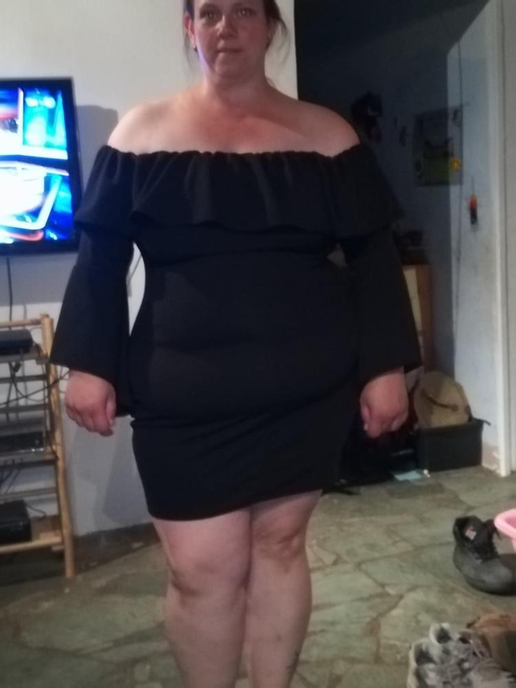 16P Busty Mature