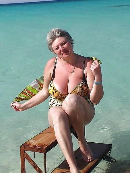 10P Busty russian milf 20