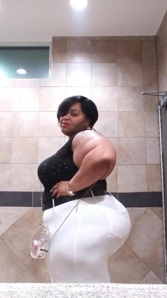 15P She Can Get The Dick 11