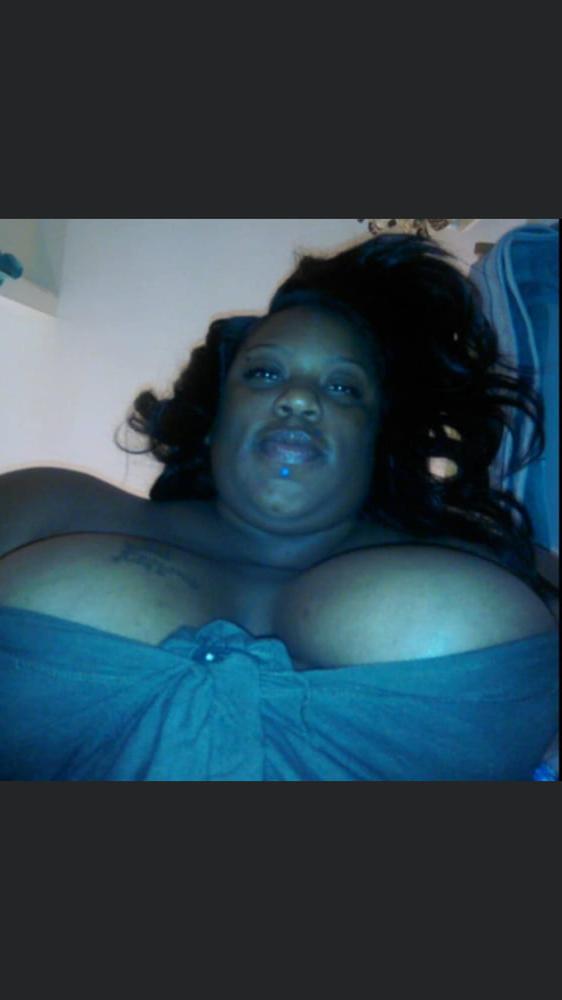 15P She Can Get The Dick 11