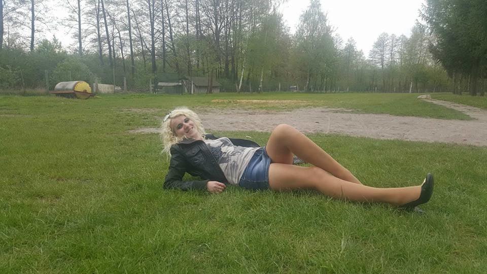 25P sexy females in tights pantyhose nylons 4