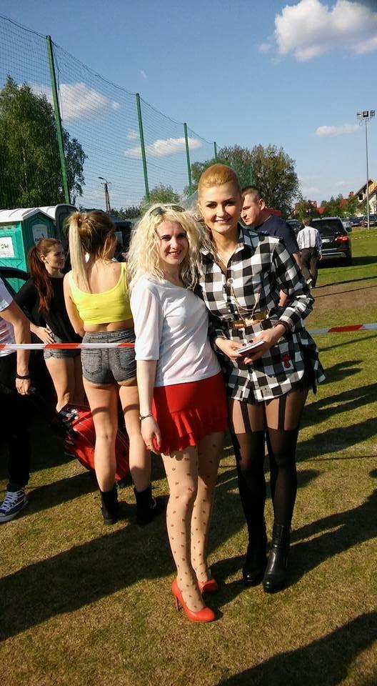 25P sexy females in tights pantyhose nylons 4