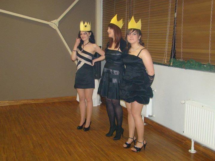 25P sexy females in tights pantyhose nylons 8