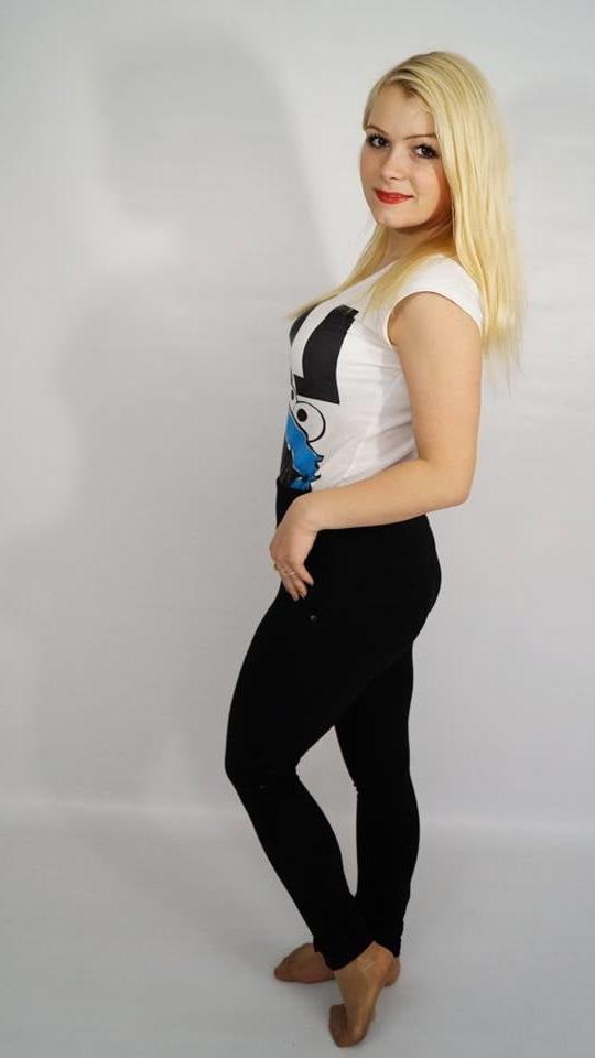 25P sexy females in tights pantyhose nylons 8