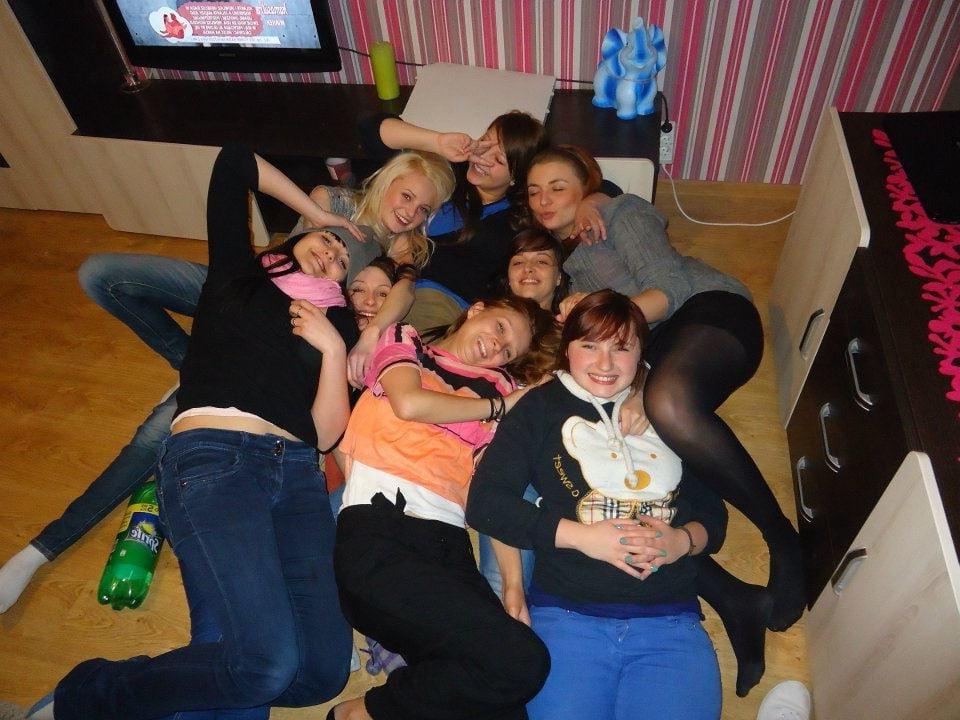 25P sexy females in tights pantyhose nylons 8